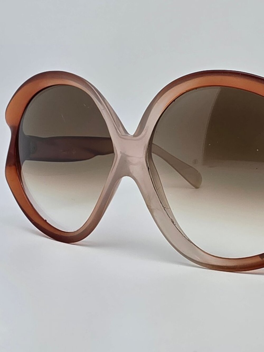 Vintage Amber Fade Frame Brown Gradient Glass Oversized Butterfly Sunglasses